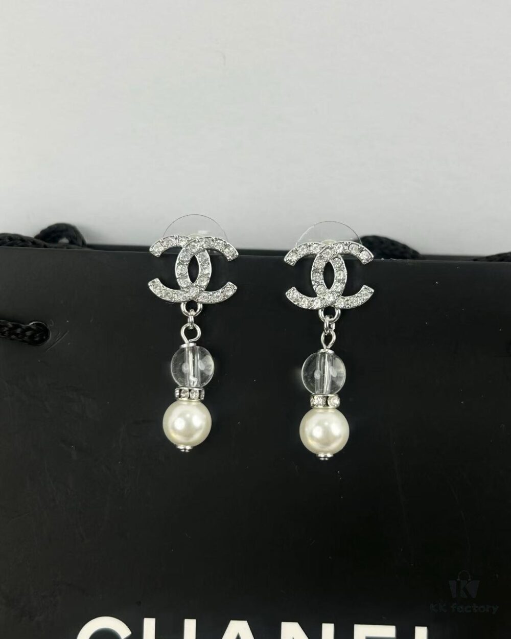 Xiao Xiang New Arrival Silver Double C Full Diamond Transparent Pearl Pendant Earrings
