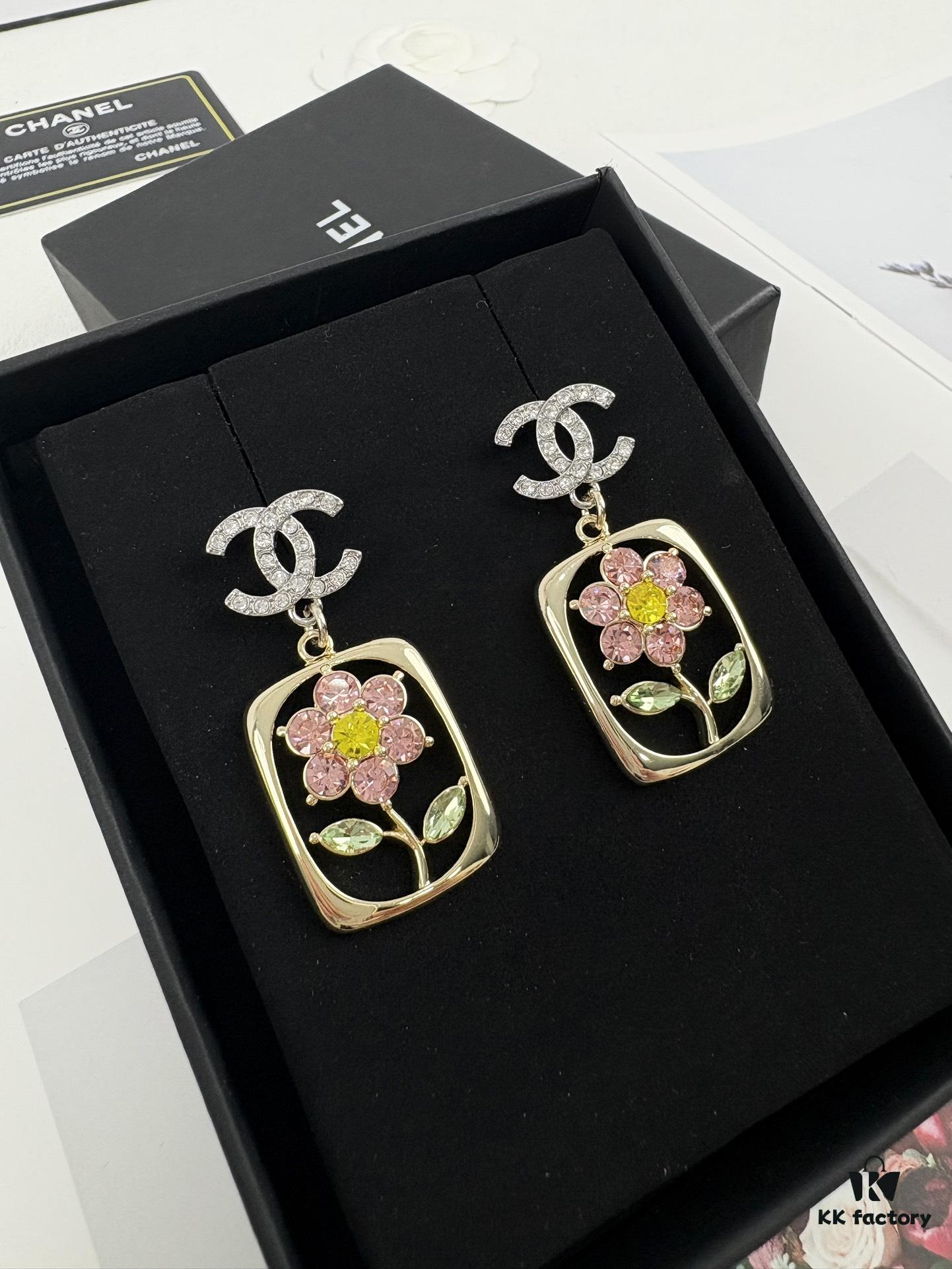 Xiaoxiang New Rectangular Picture Frame Surrounding Flower Colorful Rhinestone Hollow Pendant Earrings