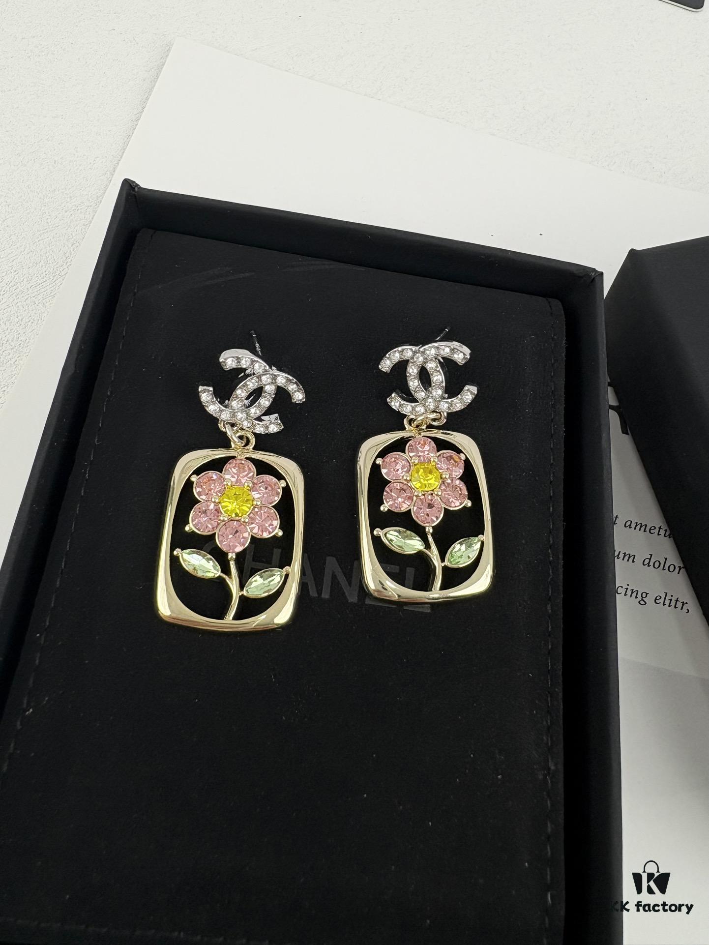 Xiaoxiang New Rectangular Picture Frame Surrounding Flower Colorful Rhinestone Hollow Pendant Earrings