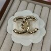 Xiaoxiang New Arrival Golden Half-Braid Twisted Double C Classic Elegant Brooch
