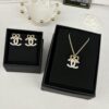 Xiaoxiang New Arrival Light Gold Bow Silver Two-Tone Fully Diamante Necklace Set