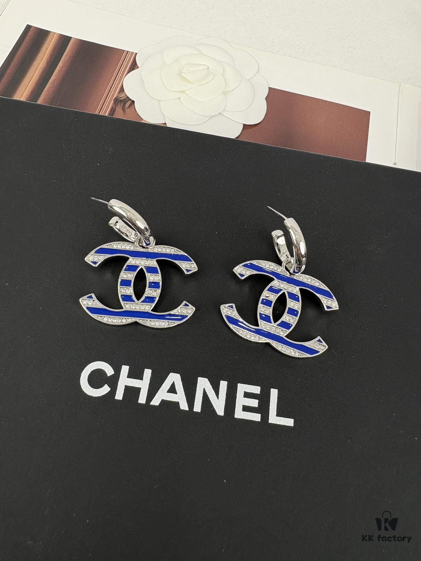 Xiaoxiang New Arrival Nautical Style Classic Blue Enamel Inlaid Hook Earrings, Elegant Ear Clips ✨🌿