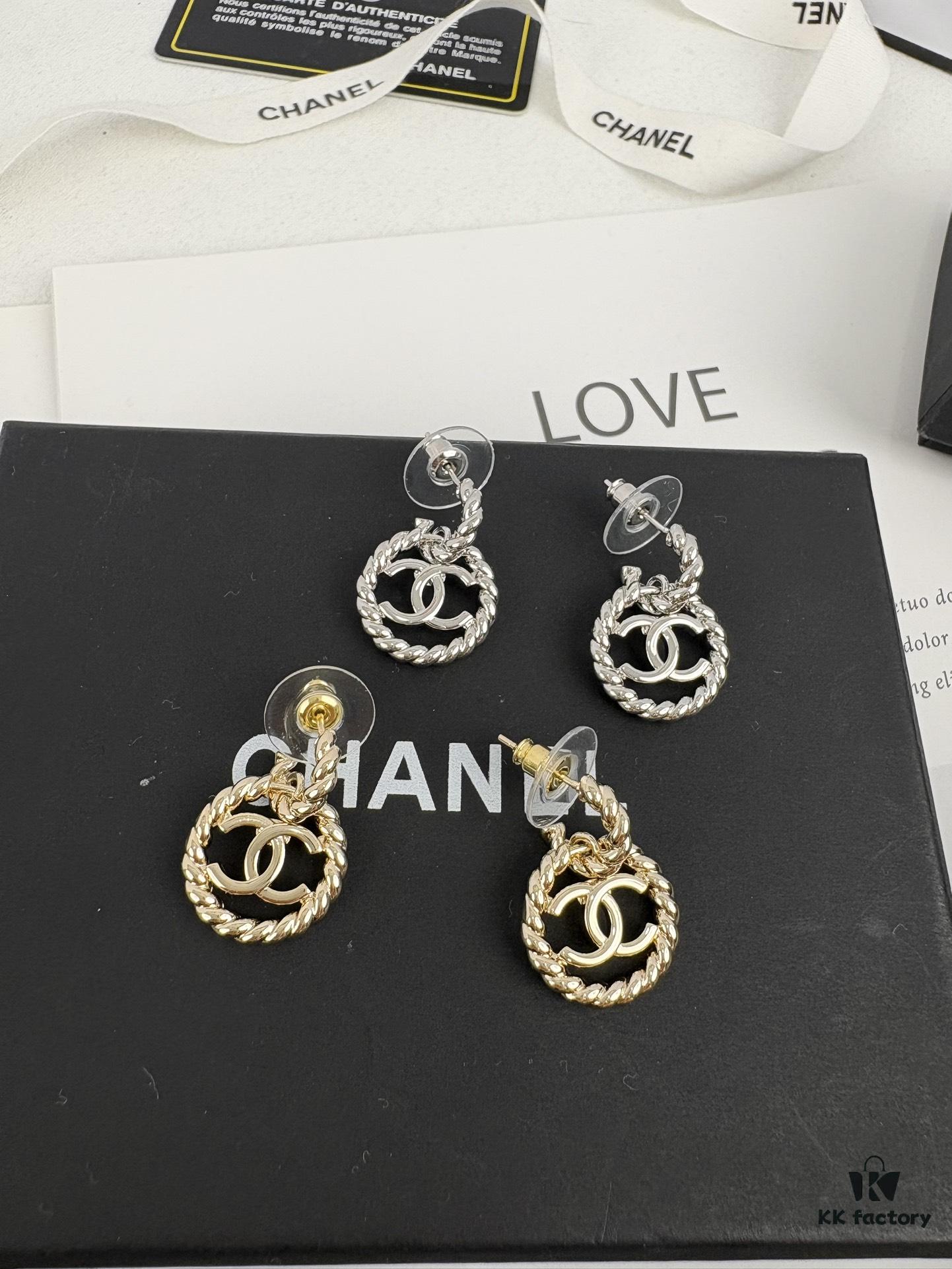 Xiaoxiang New Arrival Textured Hoop Earrings with Hook Design, Elegant and Stylish