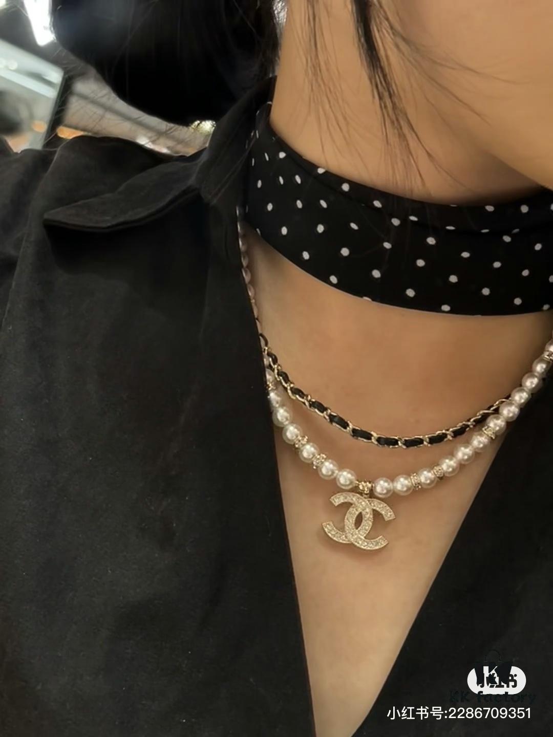 Xiaoxiang New Double-Layer Pearl and Cubic Zirconia Necklace with Leather String