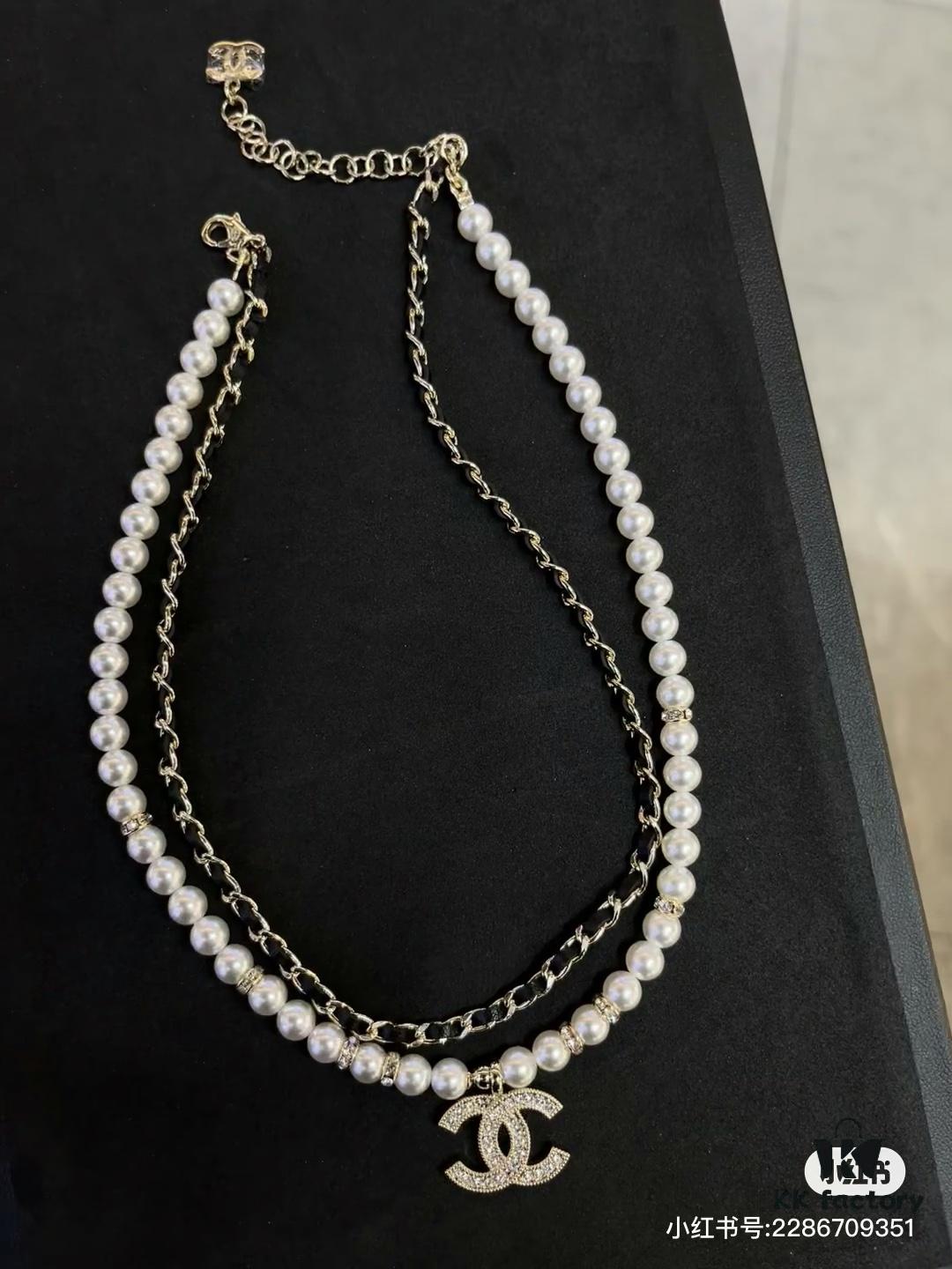 Xiaoxiang New Double-Layer Pearl and Cubic Zirconia Necklace with Leather String