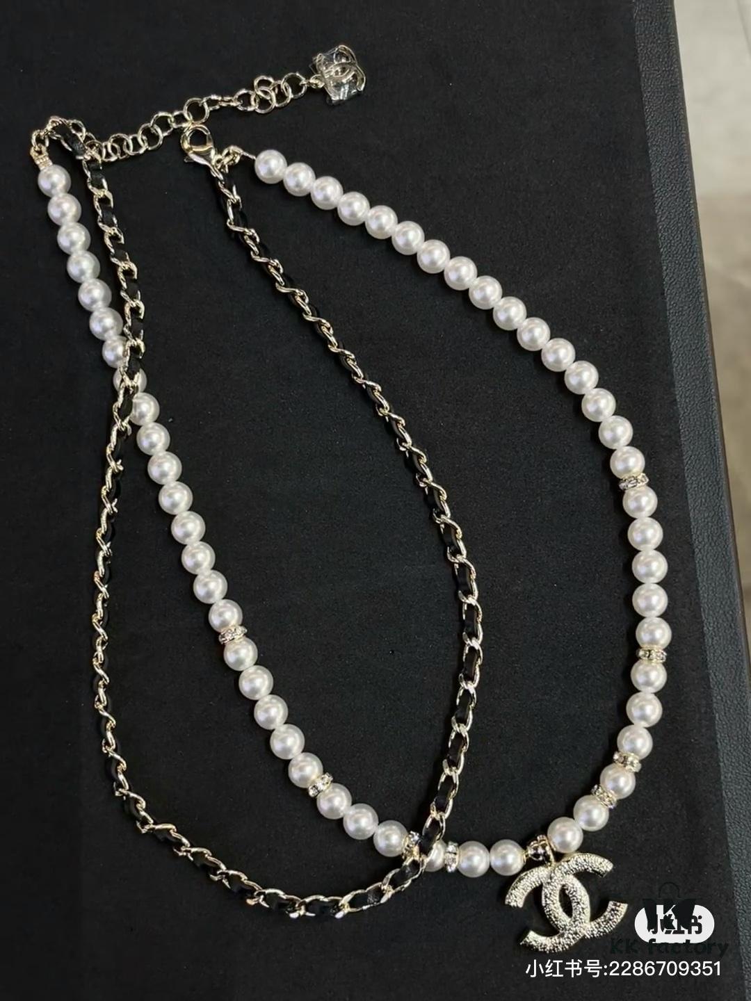 Xiaoxiang New Double-Layer Pearl and Cubic Zirconia Necklace with Leather String