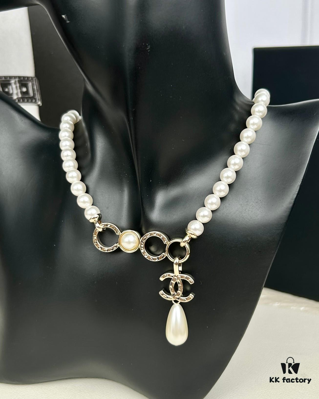 Xiaoxiang New Model Coco Pearl Double C Pendant Necklace