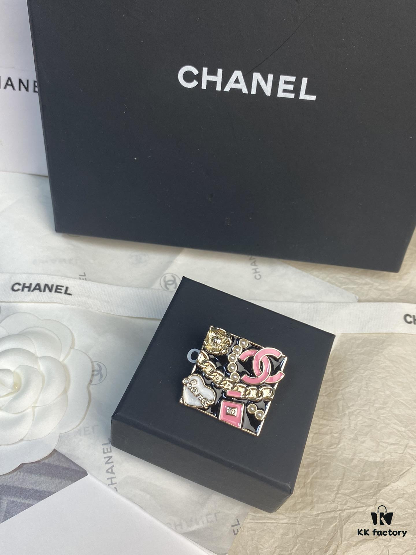 CHANE New Style Square 24S Pink Double C Heart Pearl Multi-Element Brooch