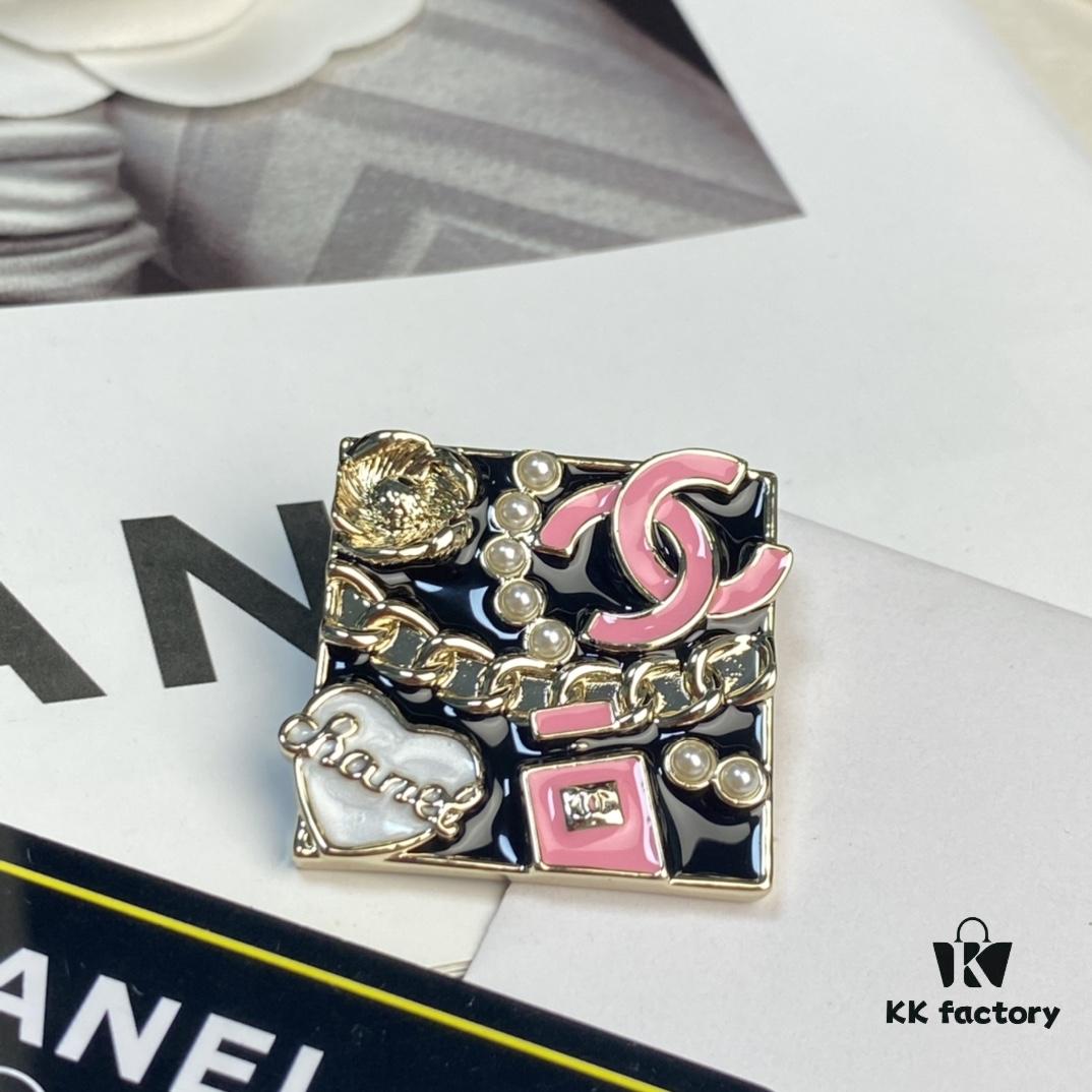 CHANE New Style Square 24S Pink Double C Heart Pearl Multi-Element Brooch