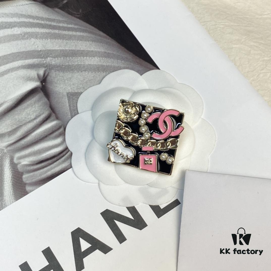 CHANE New Style Square 24S Pink Double C Heart Pearl Multi-Element Brooch