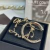 CHANE New Style Irregular Round Diamond Leaf Half-Diamond Letter Smooth Brooch