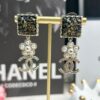 Xiaoxiang New Arrival Black Square Amber Flower Double C Long Earrings