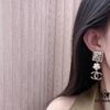 Xiaoxiang New Arrival Black Square Amber Flower Double C Long Earrings