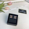 Xiaoxiang New Arrival Pink Enamel Craft Double C Stud Earrings
