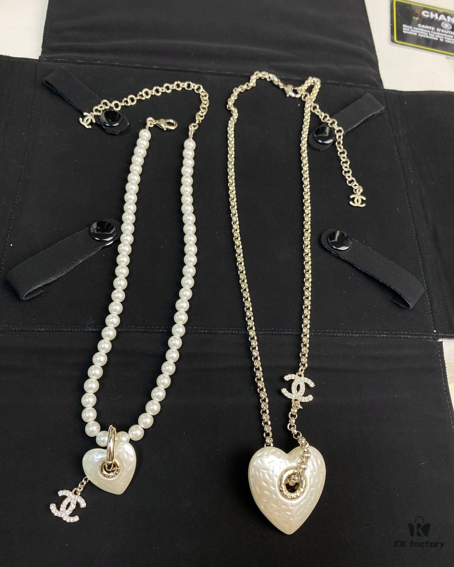 Chic New Arrival Heart-Shaped White Peach Resin Pearl Necklace 💖✨