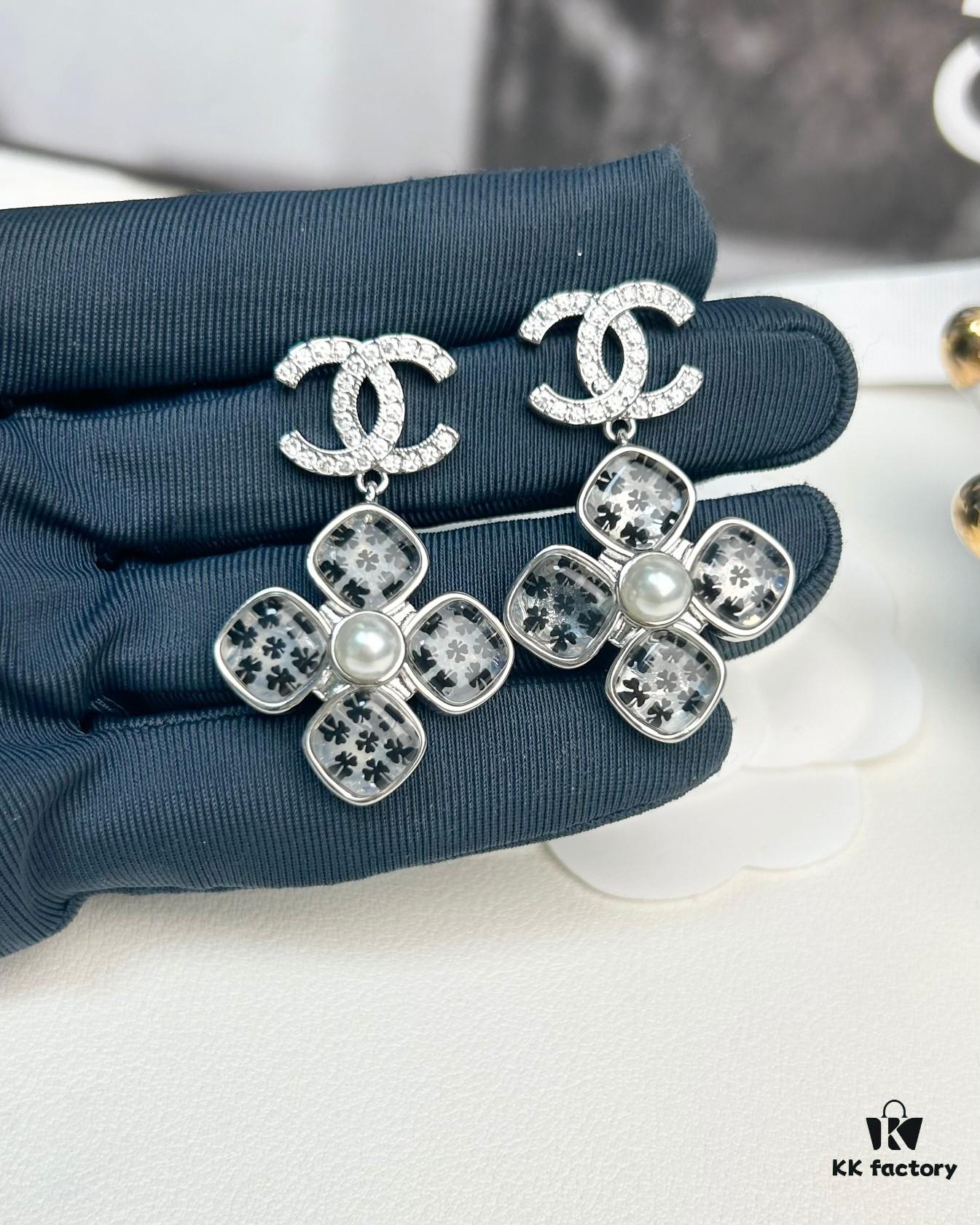 Xiaoxiang New Model Four-Leaf Clover Zircon Diamond-Inlaid Double C Pendant Earrings