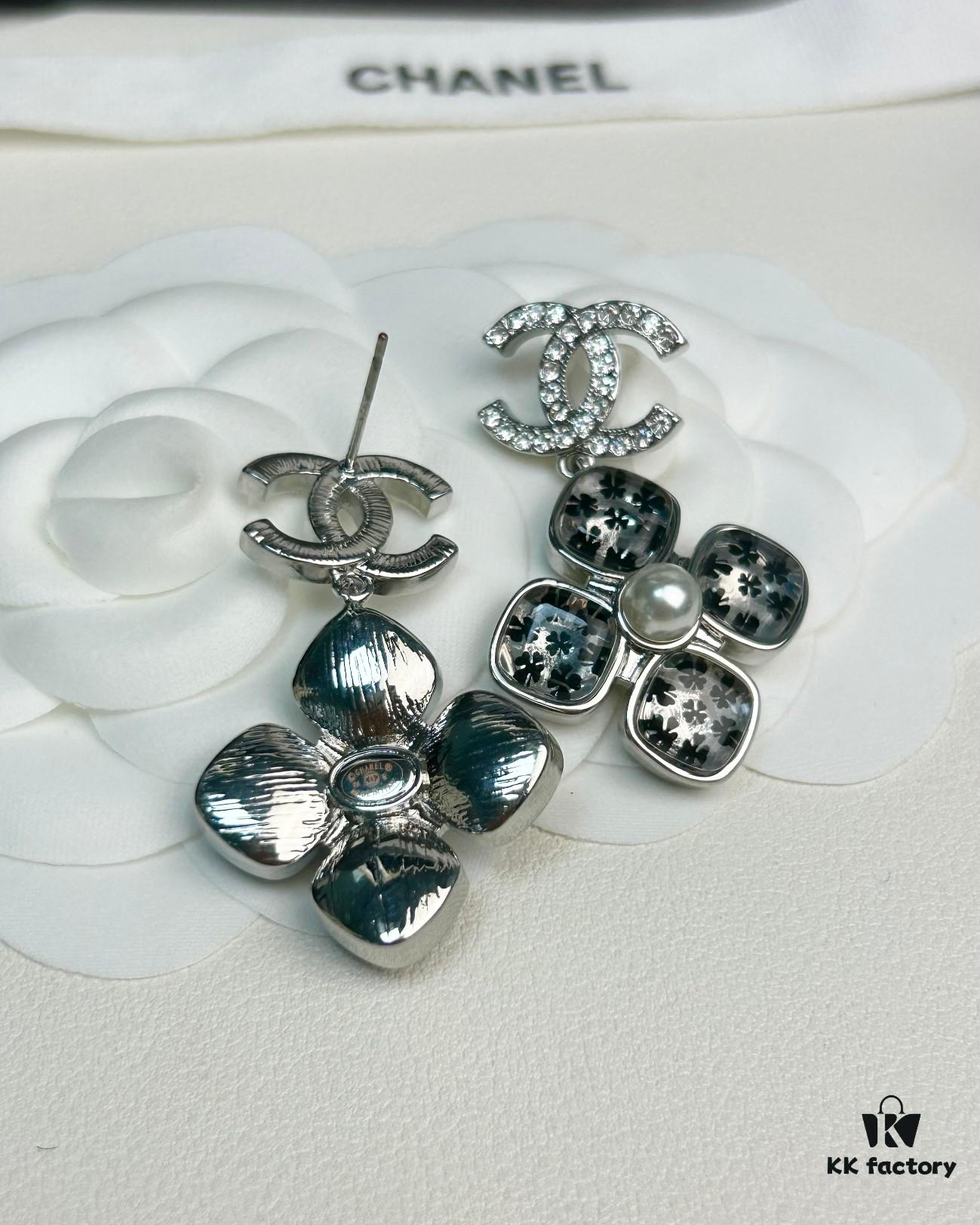 Xiaoxiang New Model Four-Leaf Clover Zircon Diamond-Inlaid Double C Pendant Earrings