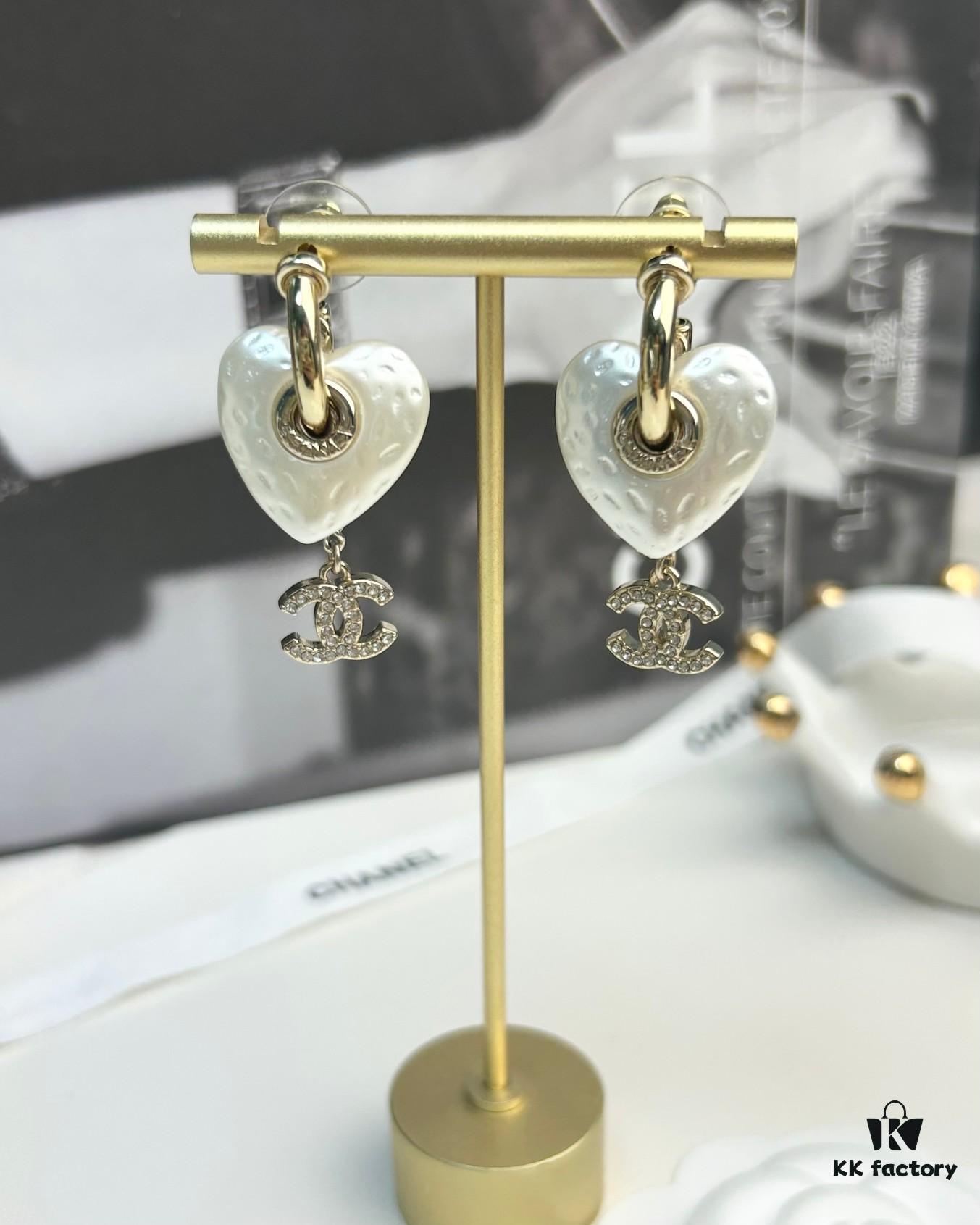 CHANE New Style Resin Heart Pierced Hook Earrings