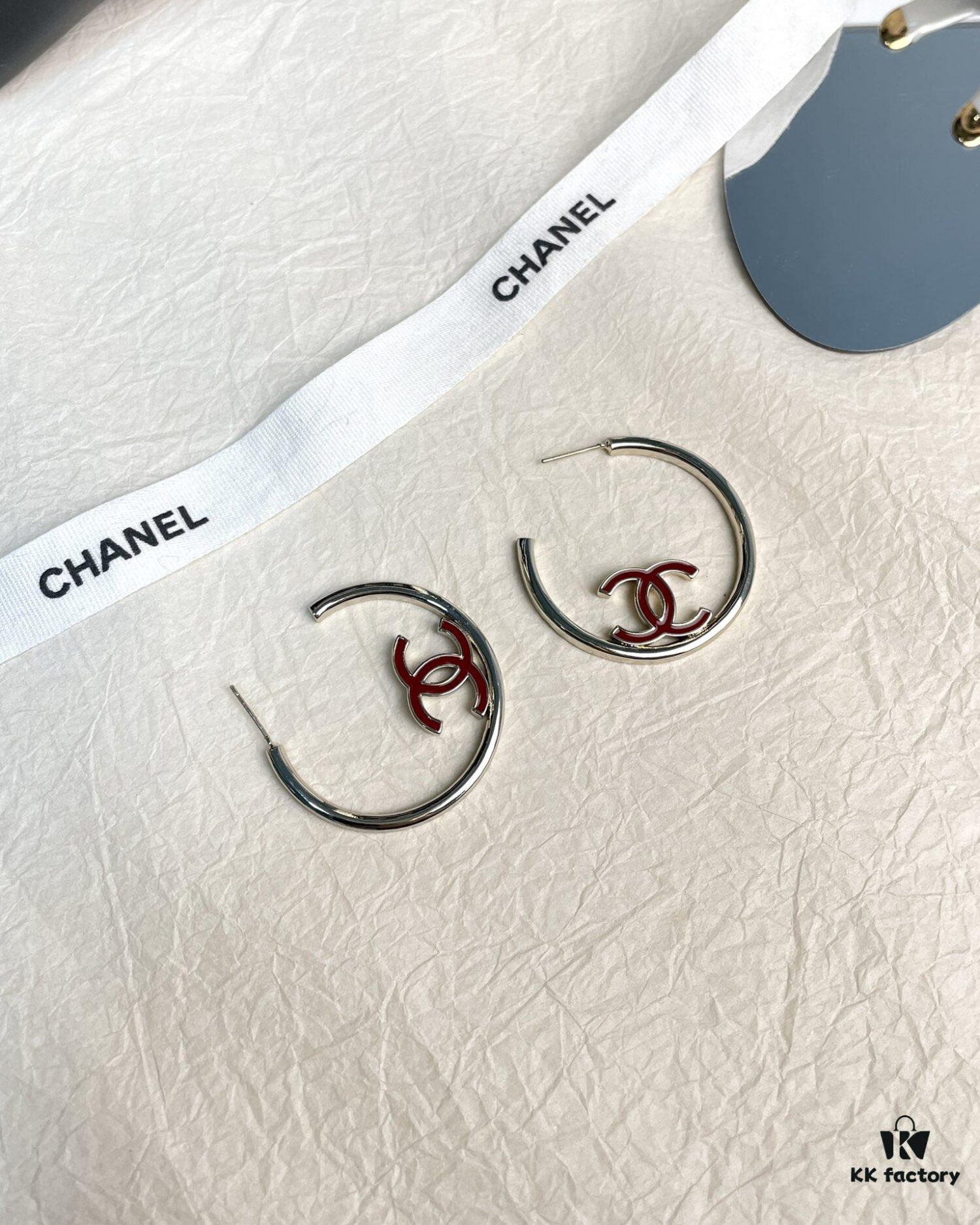 Xiaoxiang New Style Drip Oil Half Circle Double-Sided Earrings