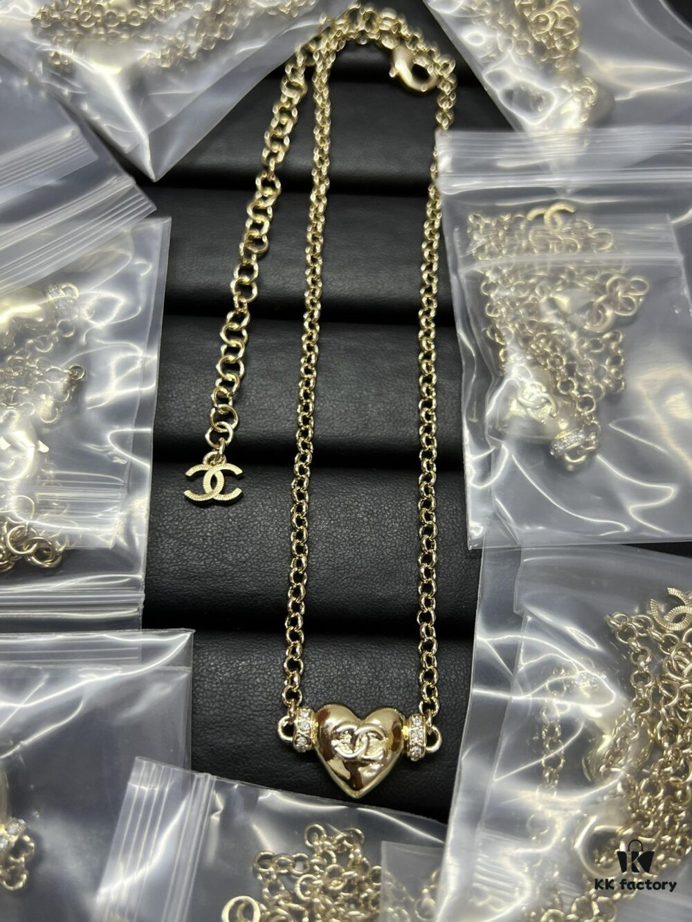 Xiaoxiang New Model Heart-Shaped Golden Necklace