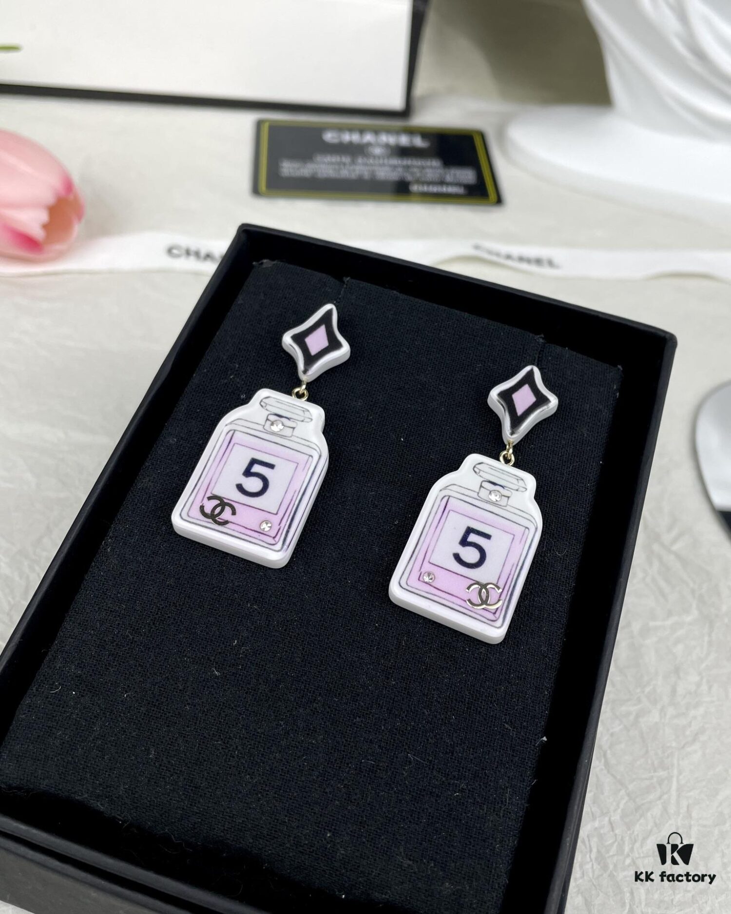 CHANE New Rhombus Pendant Perfume Bottle Resin Acrylic Stud Earrings