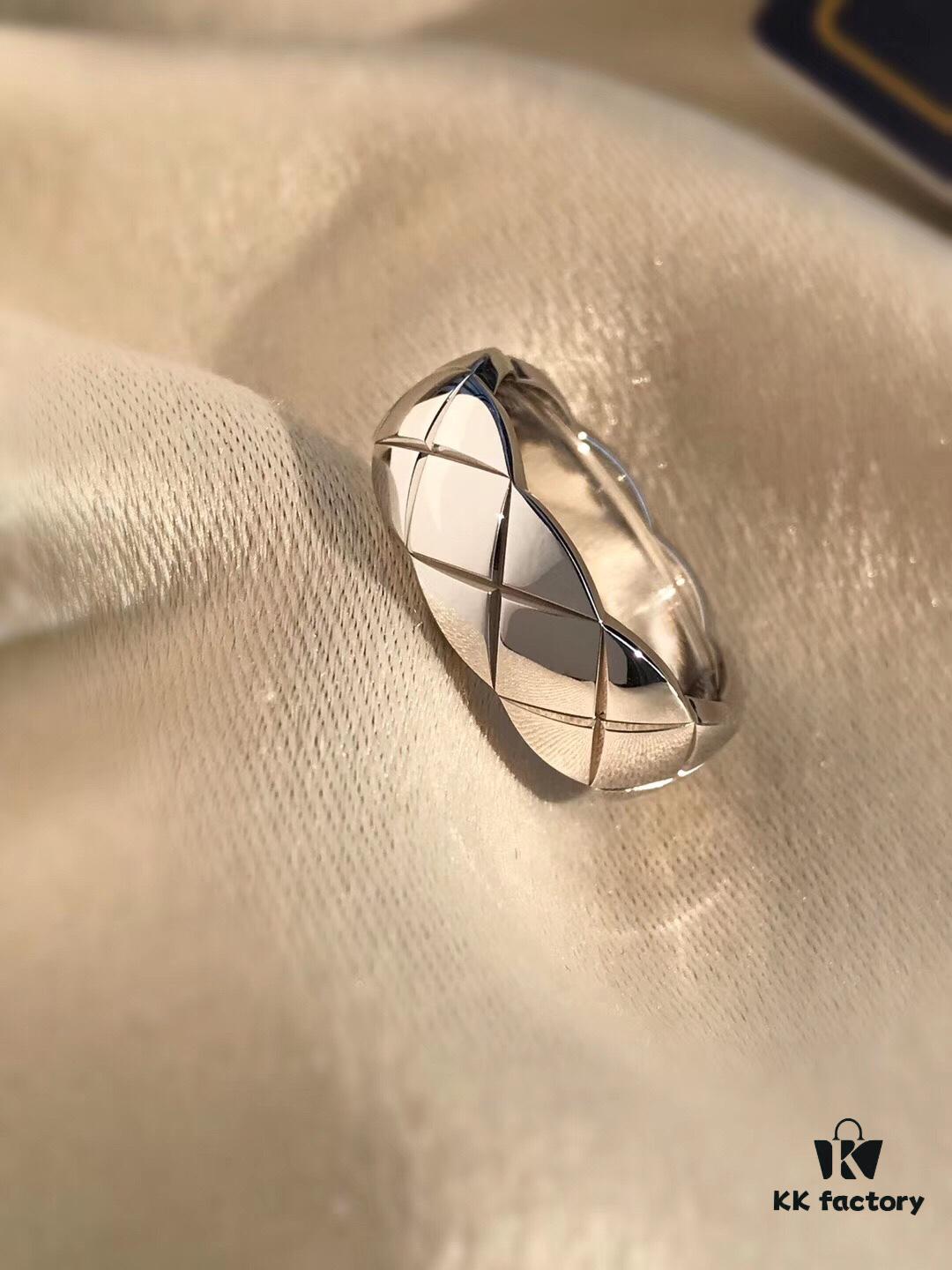 Chanel Coco Crush Series Quilted Pattern Ring, S925 Sterling Silver Heavy Craft, Available in White Gold and Rose Gold Finish