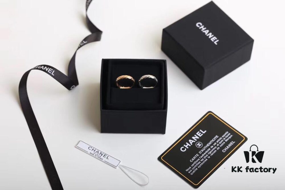 Chanel Coco Crush Quilted Ring, Mini Version