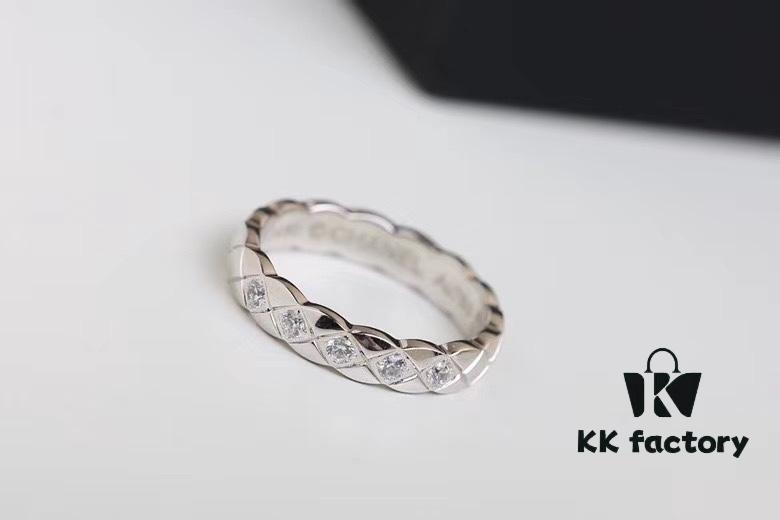 Chanel Coco Crush Quilted Diamond Ring Mini Version