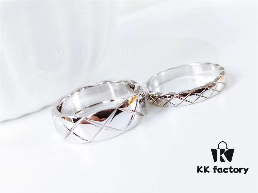 Quilted Glossy Ring ✨