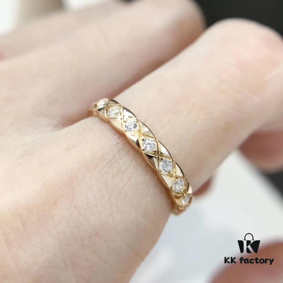 Chanel Quilted Full Diamond Ring Narrow Version, Currently the Hottest Fashion Item, Simple Style for Perfect Elegance