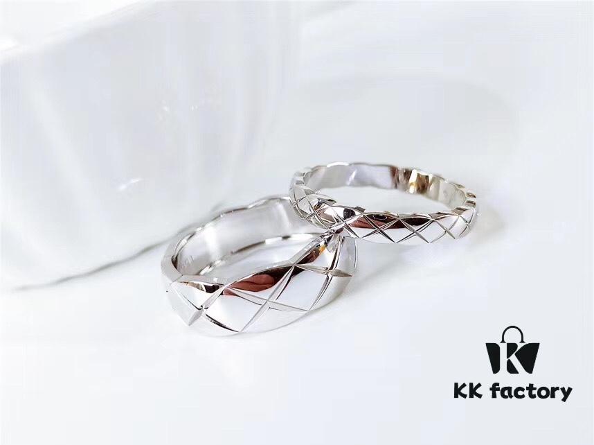 Quilted Glossy Ring ✨