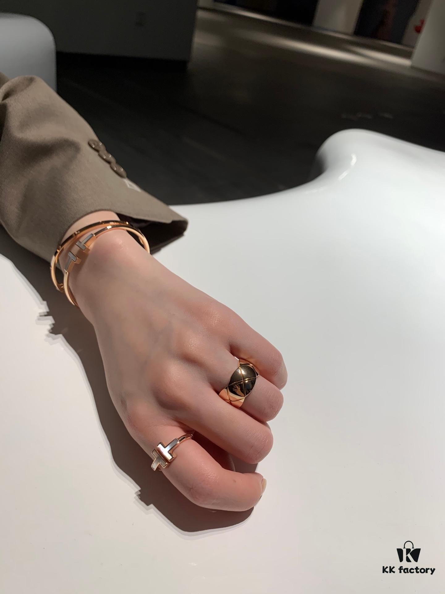 Versatile Diamond Quilted Ring Styling Ideas