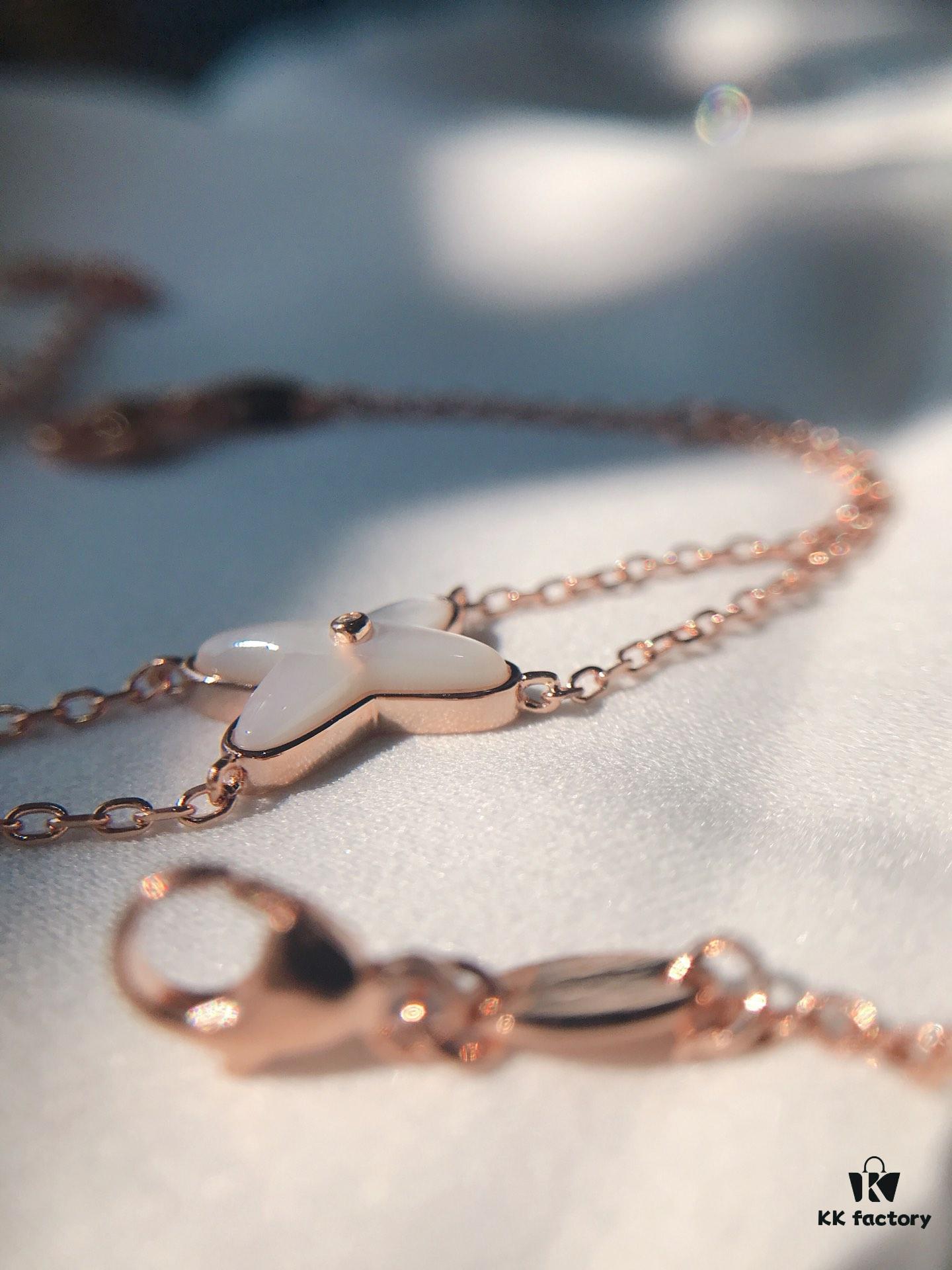 New Arrival 🆕🔥 CHAUMET Chaumet Jewelry - Lifelong Bond Crossed White Shell Set