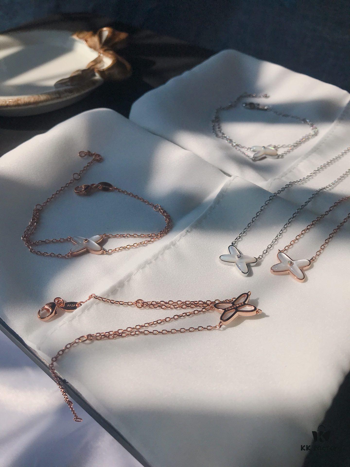 New Arrival 🆕🔥 CHAUMET Chaumet Jewelry - Lifelong Bond Crossed White Shell Set