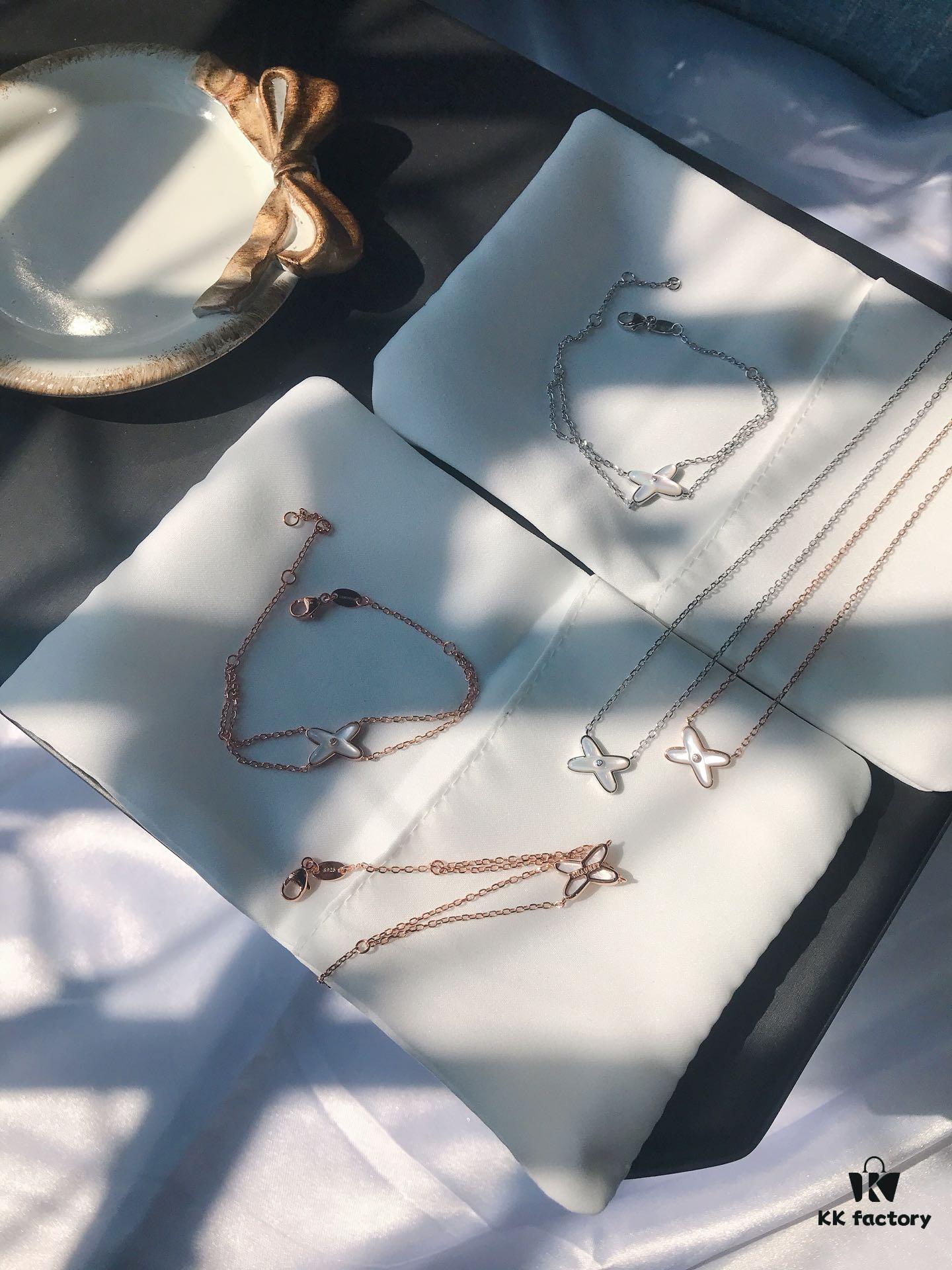 New Arrival 🆕🔥 CHAUMET Chaumet Jewelry - Lifelong Bond Crossed White Shell Set