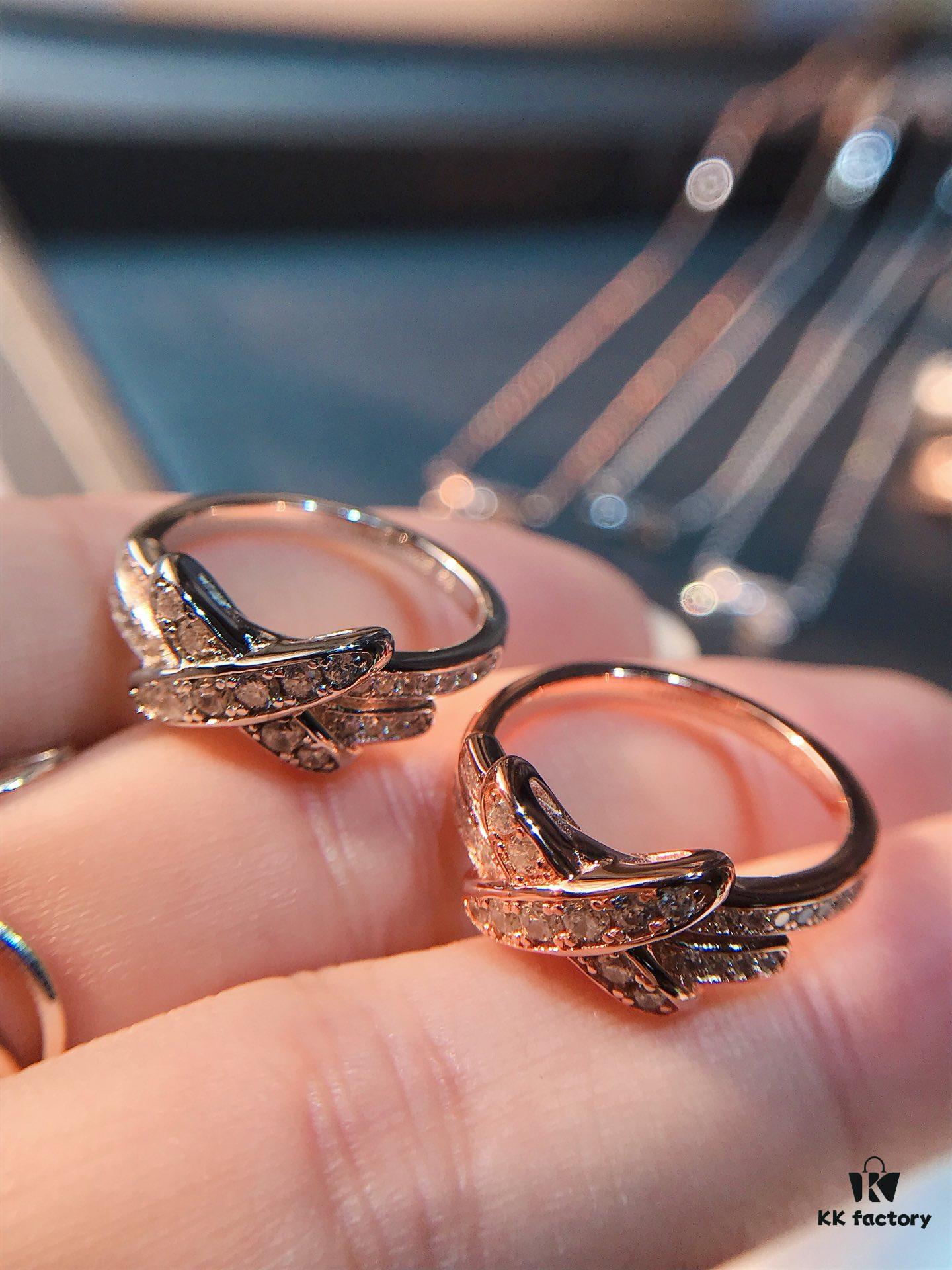 Chaumet Jewelry - Lien Vivant Flat Interlaced Diamond Set