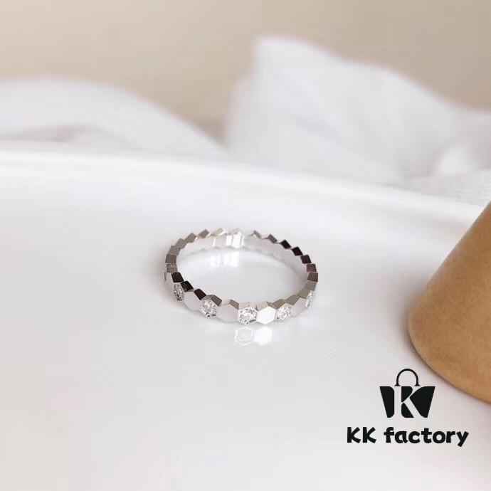 Bee My Love Chaumet Paris Honeycomb Half-Diamond Ring 💍 2020 Latest Store ZP Version, Flawless 1:1 Custom Replica, Available in White Gold and Rose Gold