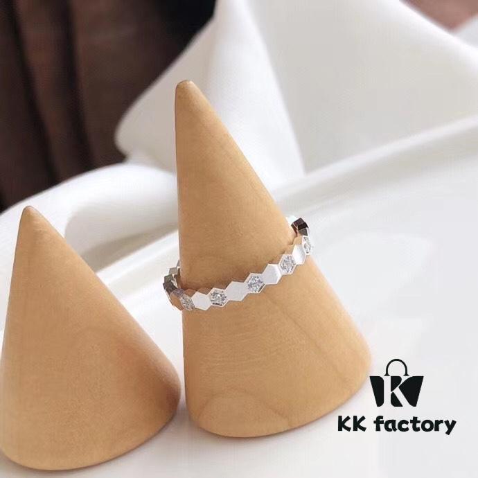 Bee My Love Chaumet Paris Honeycomb Half-Diamond Ring 💍 2020 Latest Store ZP Version, Flawless 1:1 Custom Replica, Available in White Gold and Rose Gold