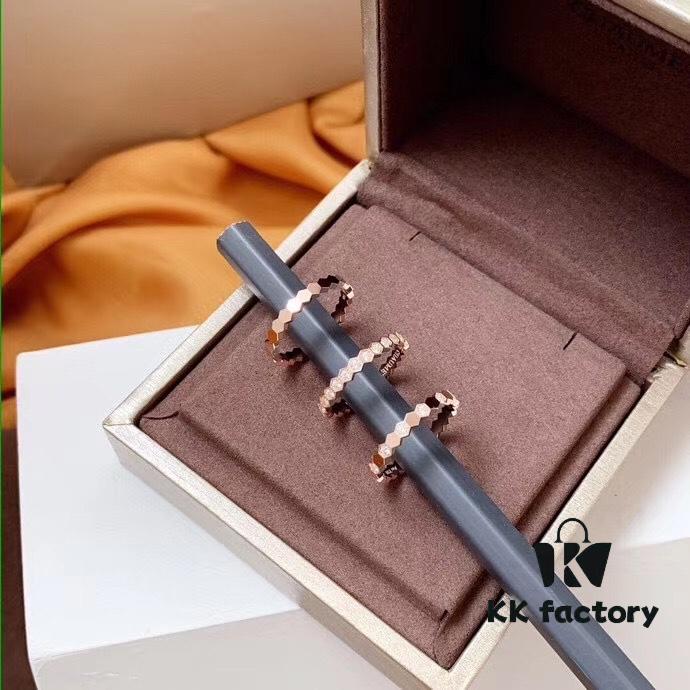 CHAUMET Paris Honeycomb Design Ring in 18K Rose Gold