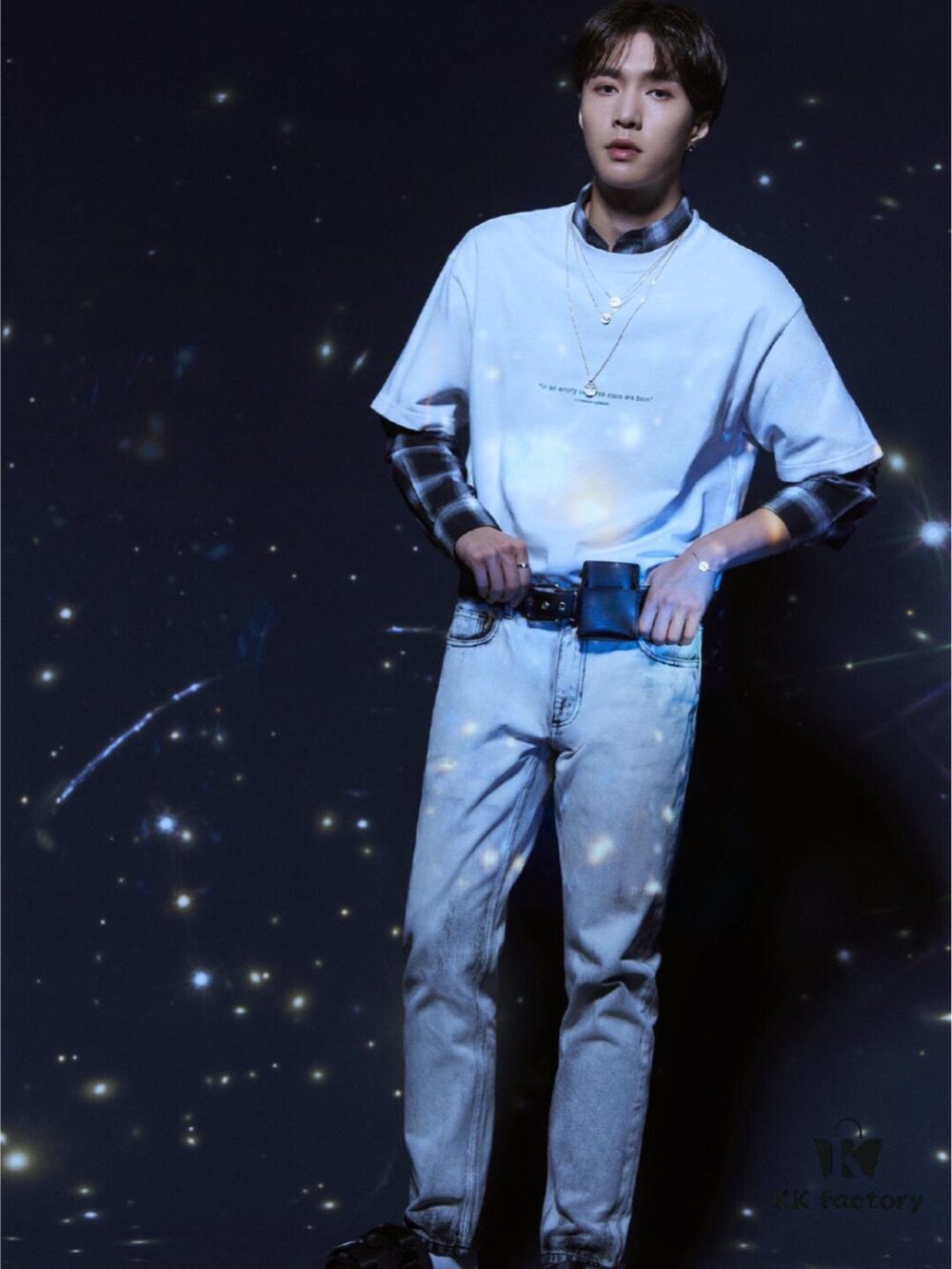 Crossed Mother-of-Pearl Necklace