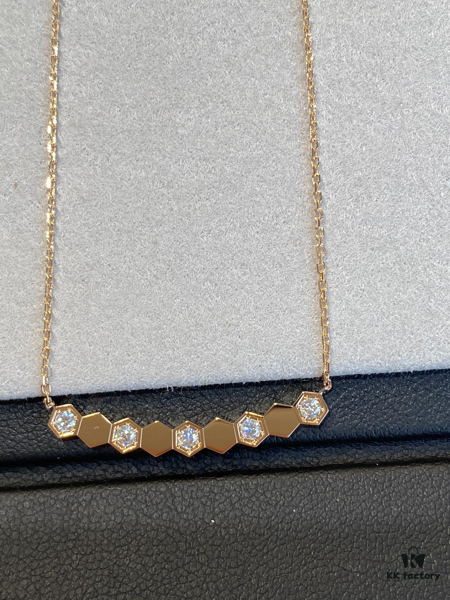 New Arrival Supreme Design! SAMMY Honeycomb Necklace, Exquisitely Crafted with Imported CNC Precision Carving, Available in White Gold and Rose Gold, In Stock