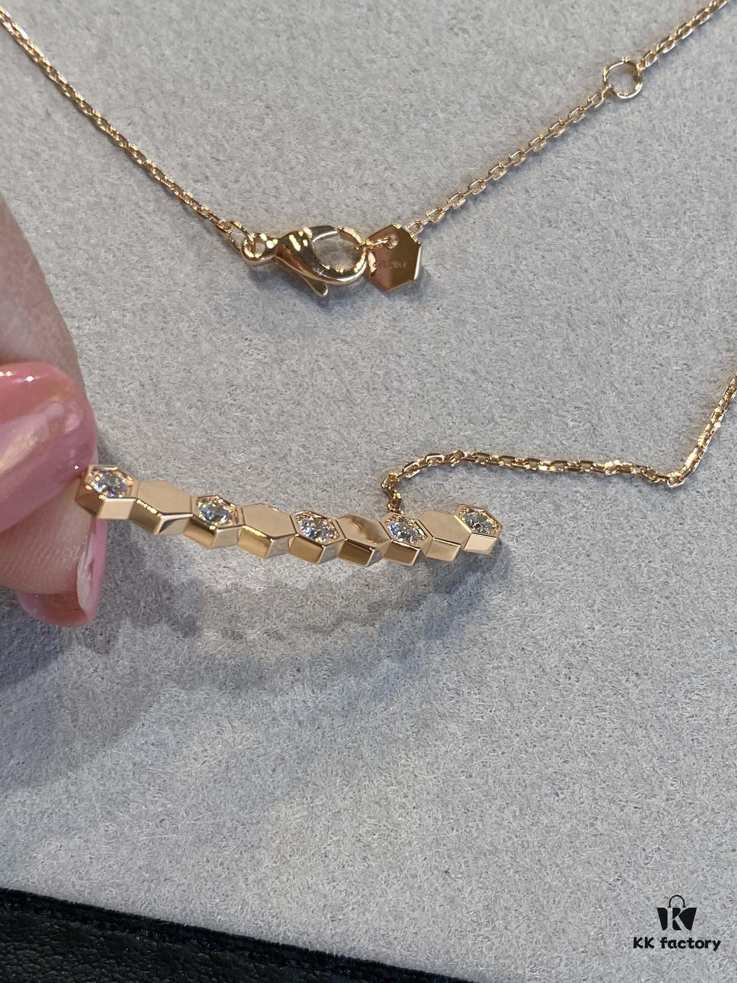 New Arrival Supreme Design! SAMMY Honeycomb Necklace, Exquisitely Crafted with Imported CNC Precision Carving, Available in White Gold and Rose Gold, In Stock