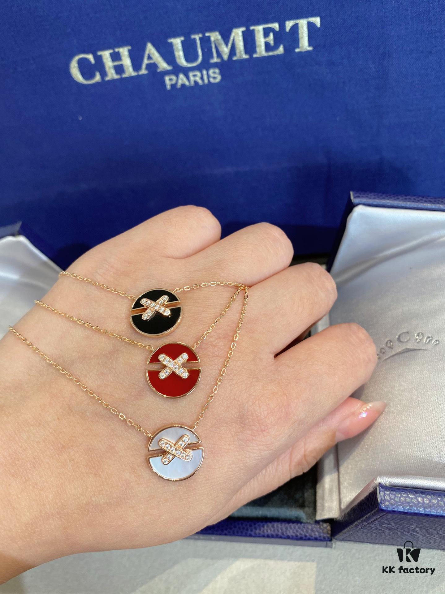 SOPHIA Xiangyu Paris Small Crossed Circle Necklace - 'Perfect Bond, Wishes Fulfilled'