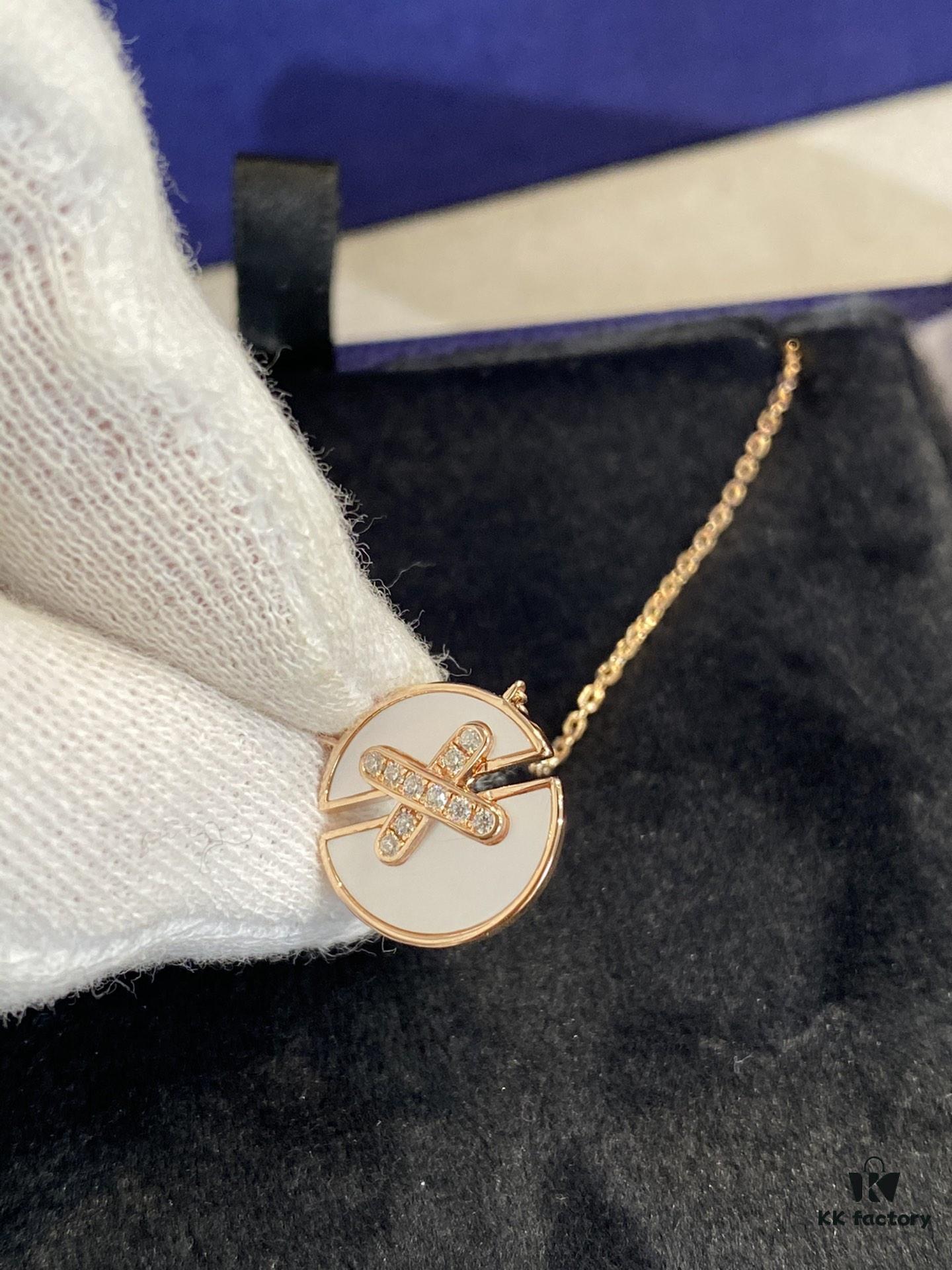 Spherical Harmony Necklace from CHAUMET, Small Crossed Circular Pendant, Symbolizing Perfect Union and Fulfilled Wishes
