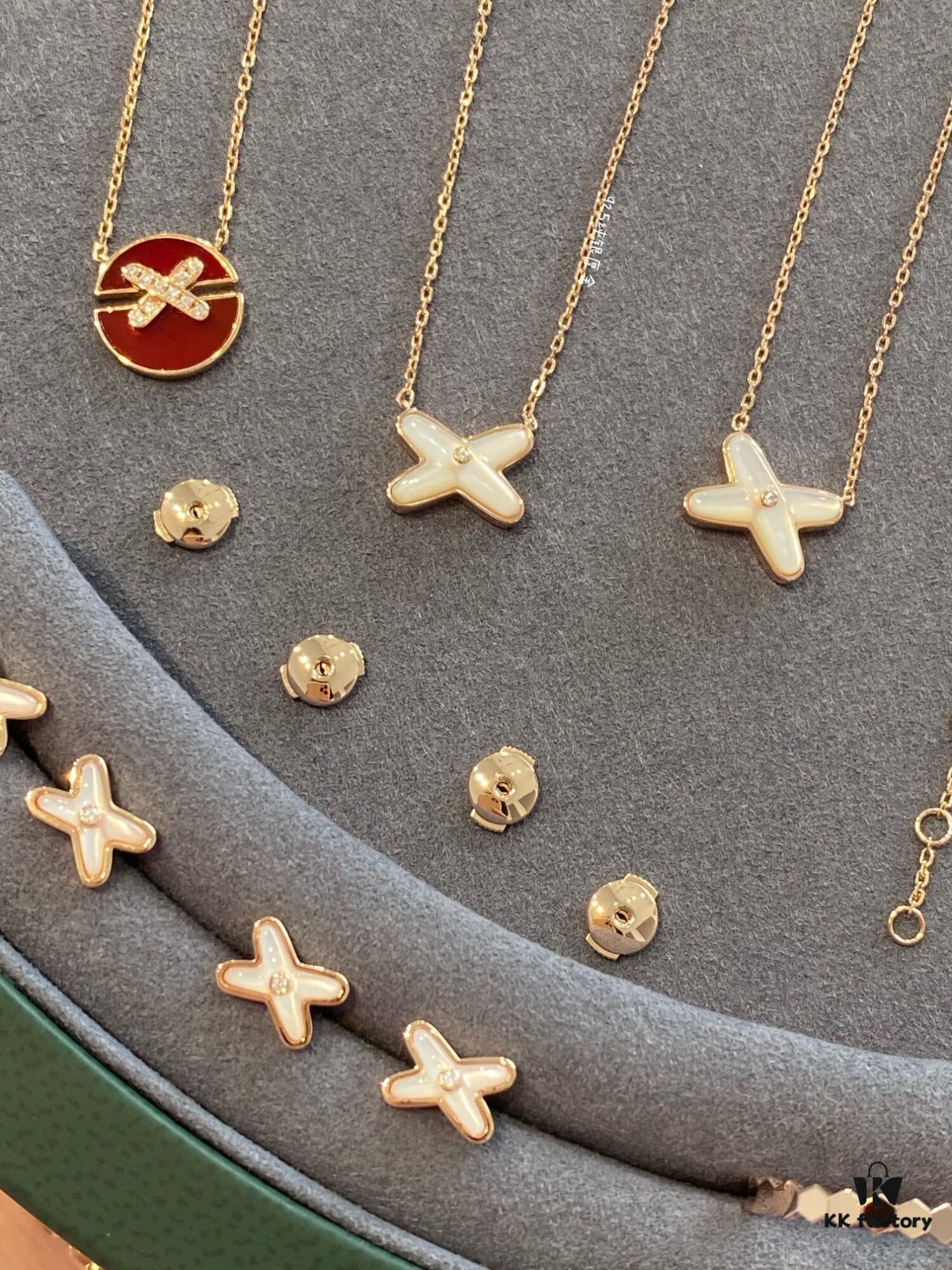 Chaumet Paris Little Collection