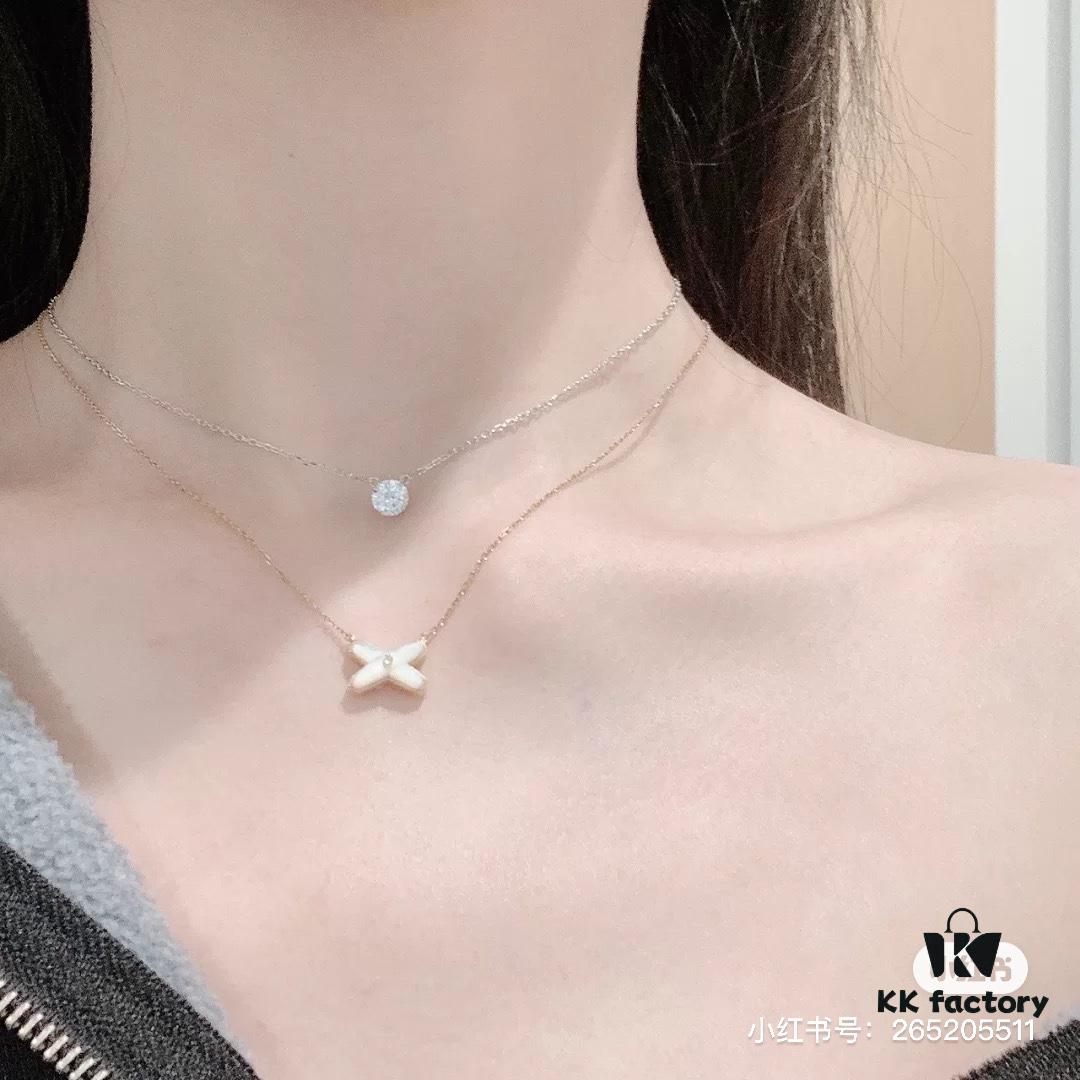 Chaumet Paris Classic Cross, Small and Exquisite Design, Universally Flattering