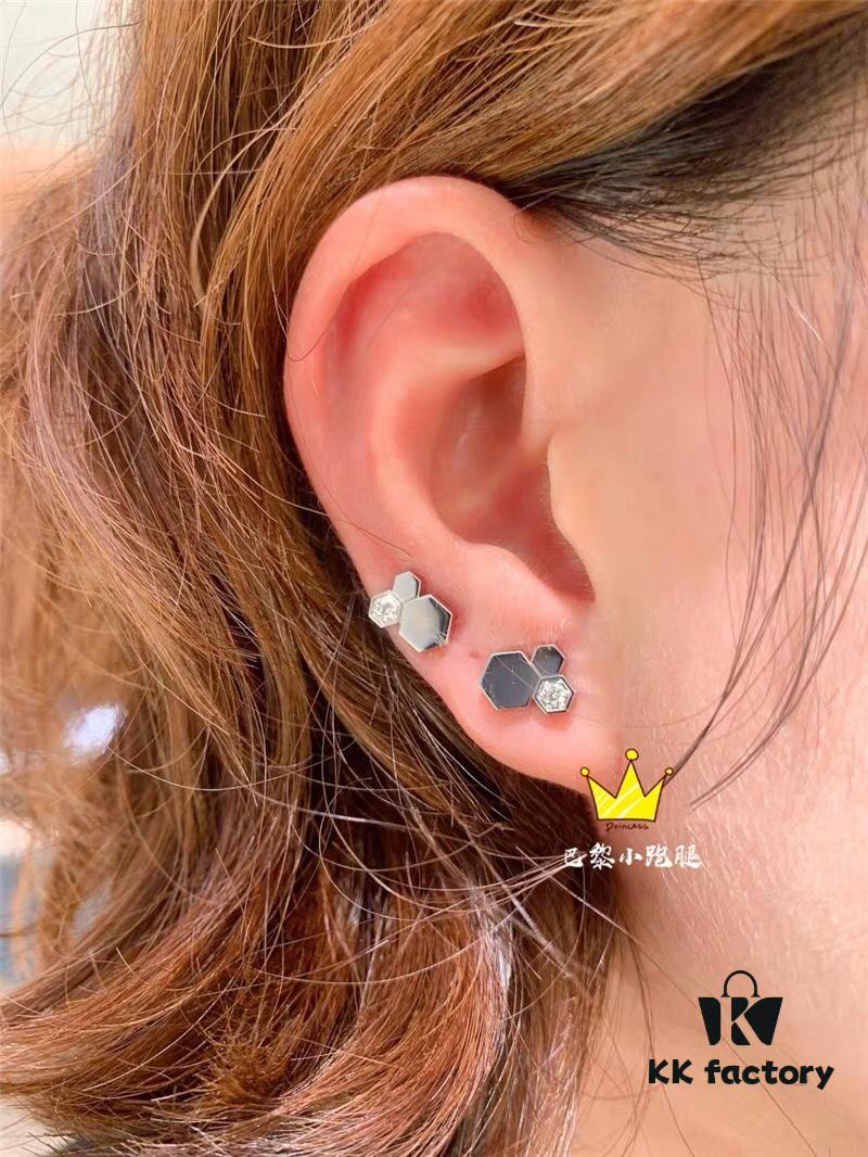 SOPHIA PARIS Bee My Love Earrings, Liu Yifei's Same Style Honeycomb Design, Delicate and Exquisite Jewelry Piece