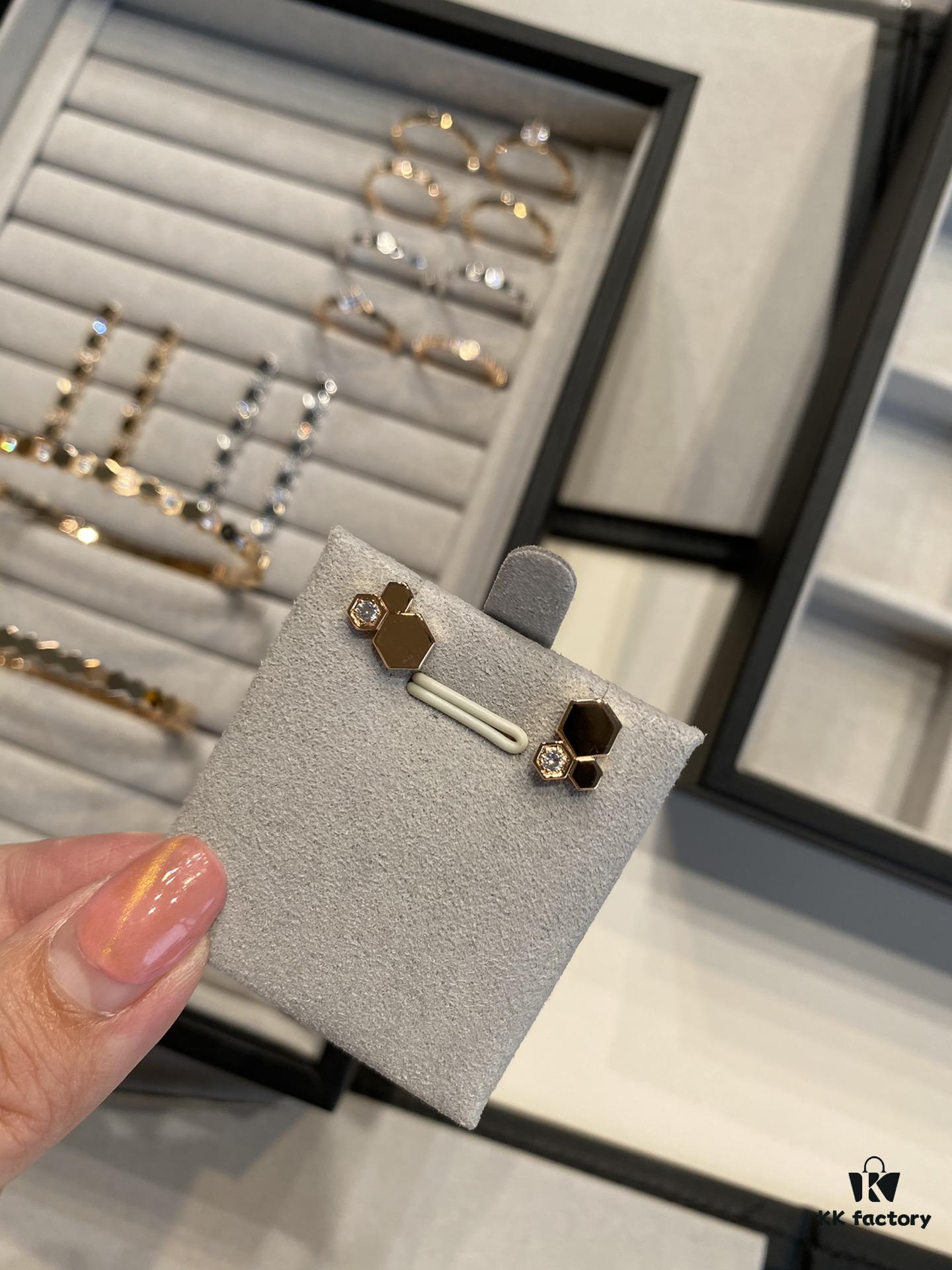 Shangmei Honeycomb Stud Earrings, Three Different Hexagons, Multi-Stage Precision Carving, Most Complex Craftsmanship!