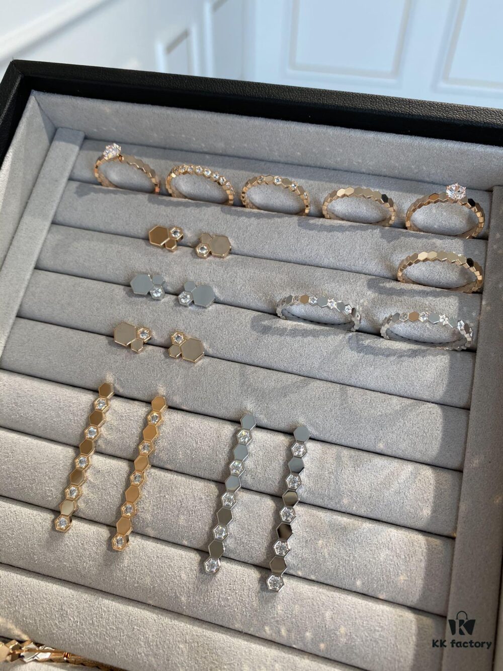 SAMMIX Honeycomb Bracelet, Stud Earrings, Ring, Necklace