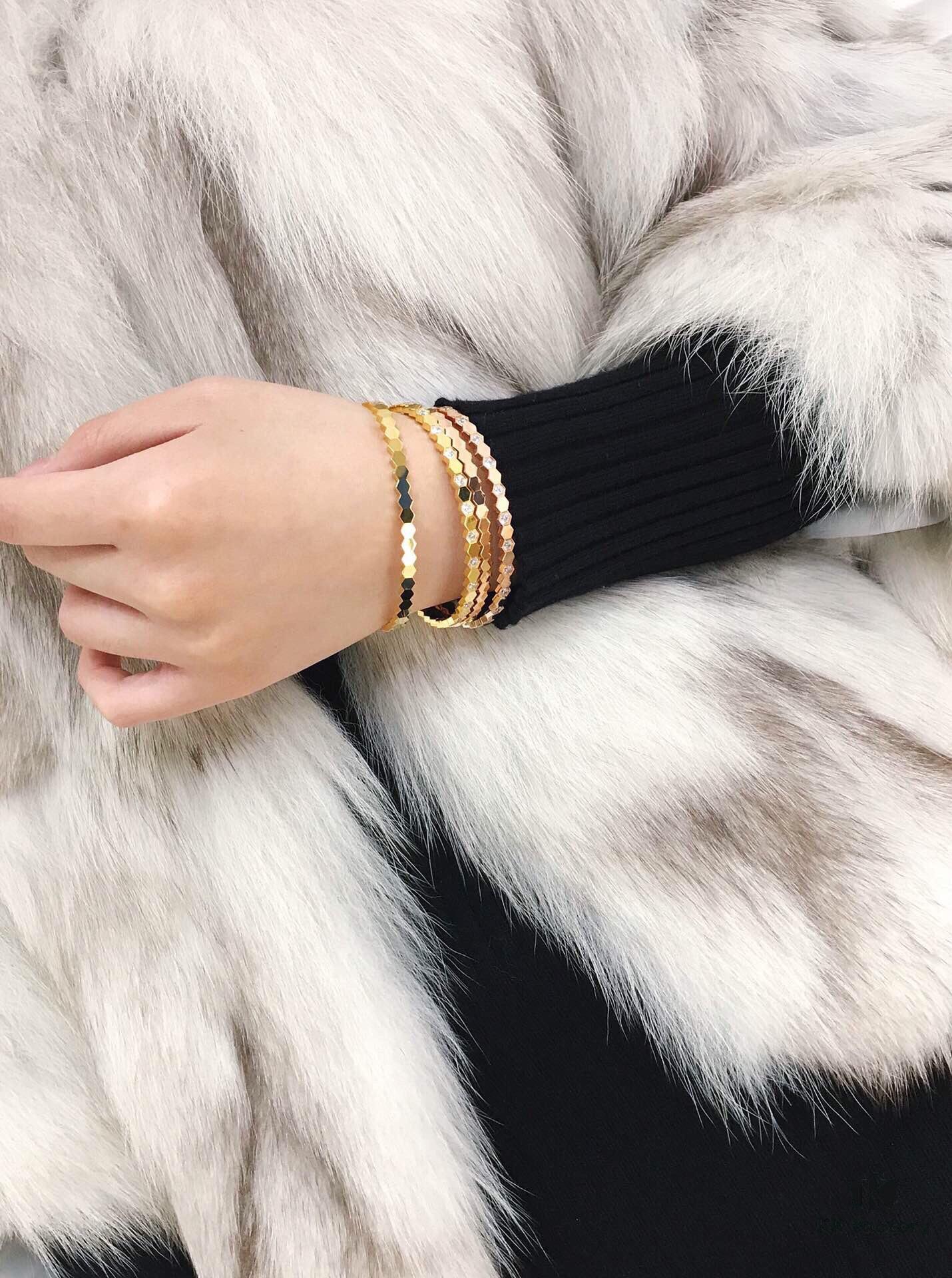 Unparalleled Beauty 💓 Elegant and Exquisite Design Perfect for Layering